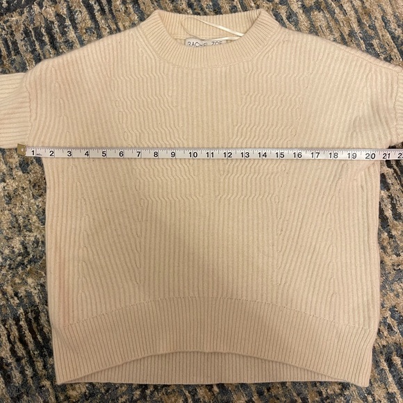 Rachel Zoe 100% Cashmere Sweater - Picture 5 of 5